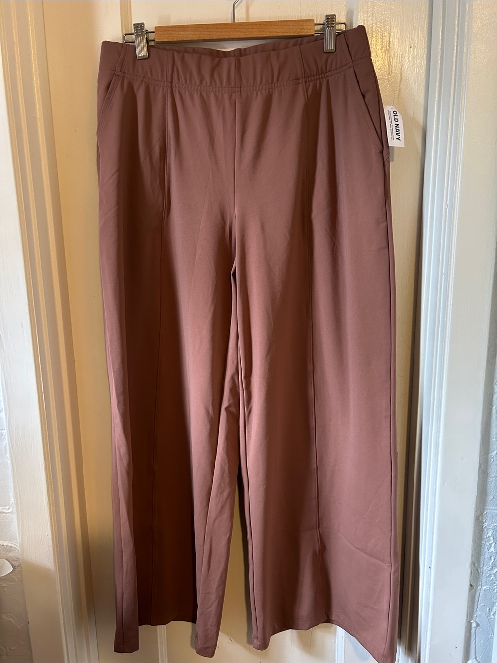 Old Navy Powersoft Wide-Leg Pull-On Pants